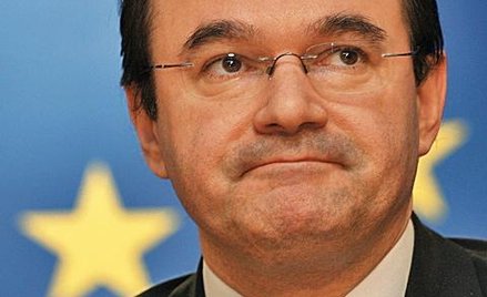 Jeorjos Papaconstantinou długo był przeciwnikiem zwracania się o pomoc do Unii. Stawiał raczej na ws