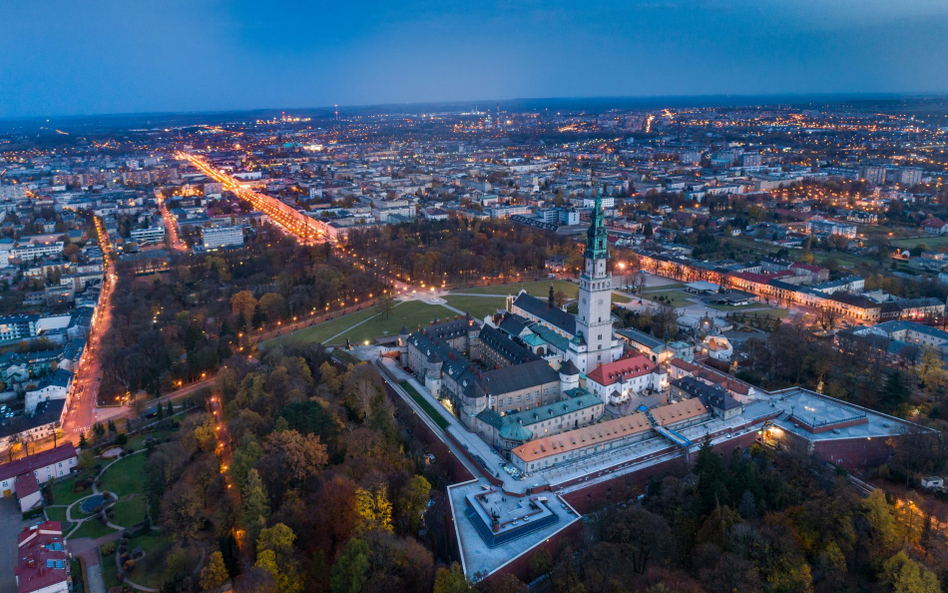 Częstochowa jest wśród miast dokładających z własnych dochodów do zadań zleconych