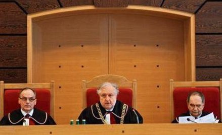 Trybunał Konstytucyjny orzeka o stanie wojennym