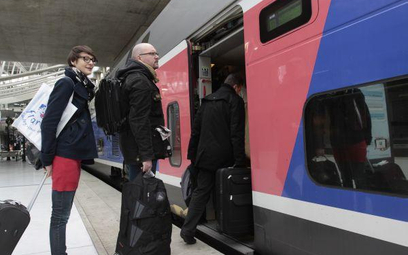 Komisja Europejska: Europejczycy do pociągów