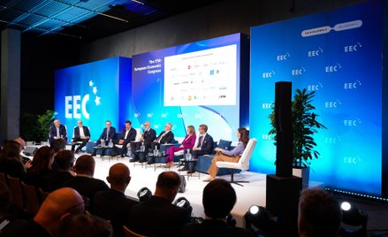 Uczestnicy dyskusji rozmawiali o warunkach koniecznych do efektywnego przeprowadzenia transformacji 