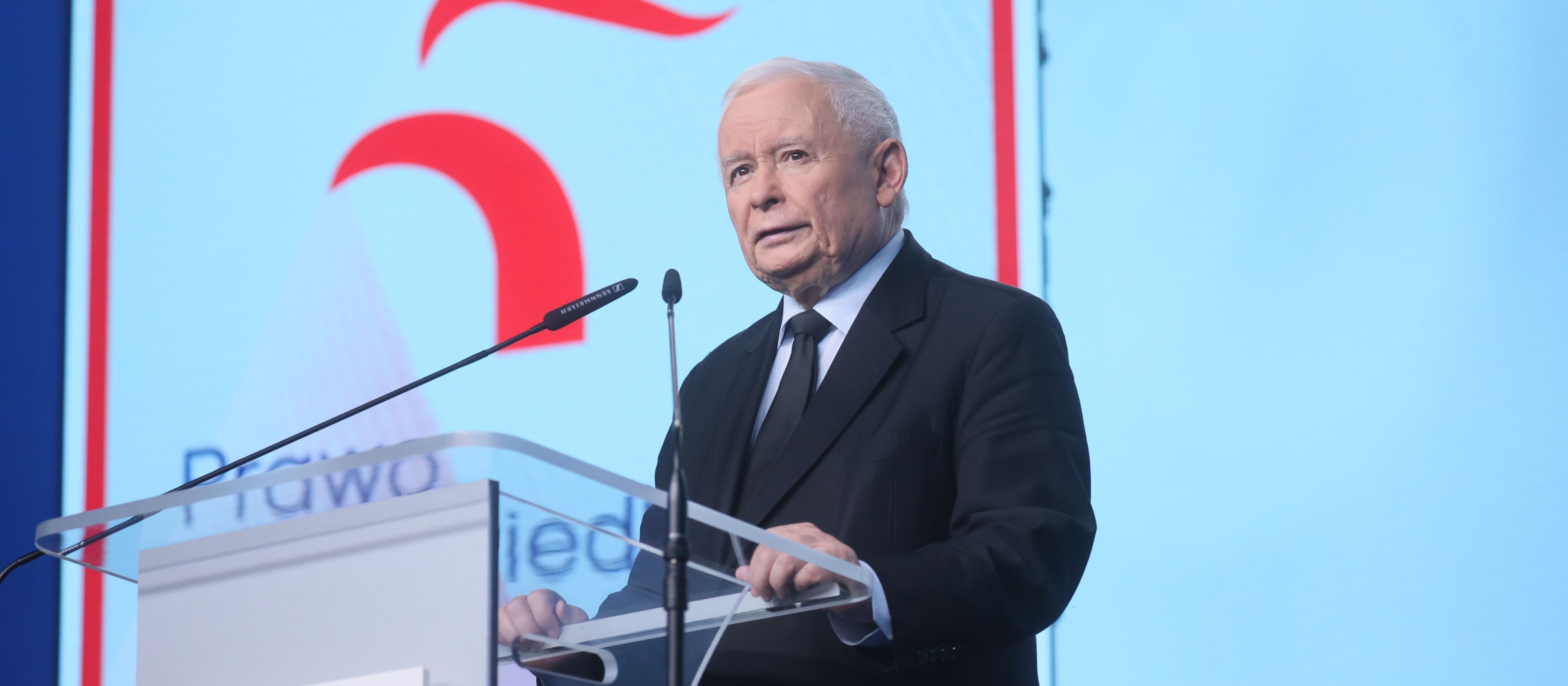 Rozłam w PiS. Którzy posłowie zostają z Jarosławem Kaczyńskim