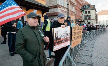Część środowisk opozycyjnych nalega, by nawet w czasie wojny nie iść na układy z PiS. Stare Miasto w