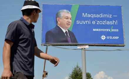 Wyborczy billboard Szakwata Mirzijojewa