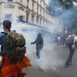 Francuzi protestują przeciwko "brutalnej polityce" Macrona
