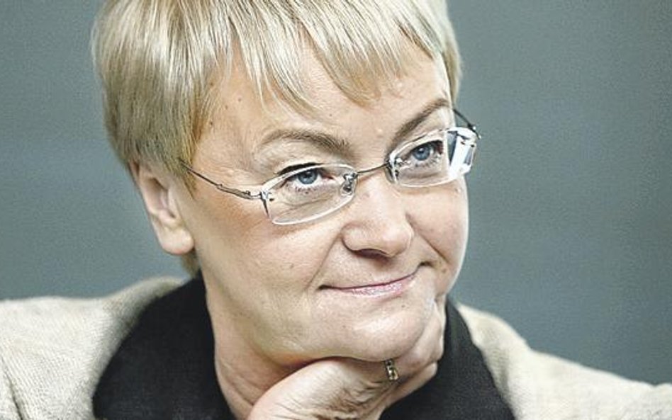 Mniej polityki, więcej biznesu