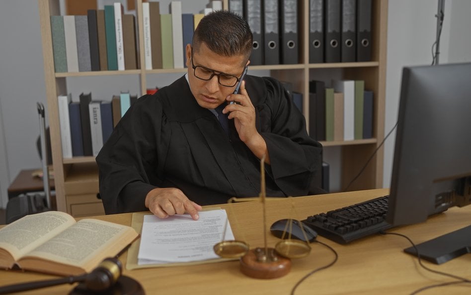 Czy „telefon z góry” wciąż steruje polskim wymiarem sprawiedliwości?