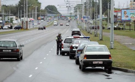 Łukaszenko opodatkował bezrobotnych i „darmozjadów”