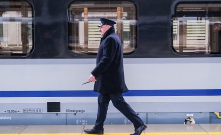 Motorniczy i konduktor jak policjant. Prezydent podpisał ustawę