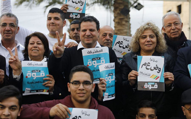Licząca ponad dwa miony obywateli społeczność arabska Izraela zdobyła rekordową liczbę mandatów w Kn