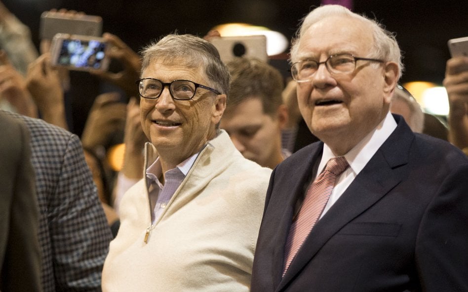 Buffett nie rozmawia z Gatesem od ujawnienia jego kontaktów z Epsteinem. Teraz wstrzymał wsparcie