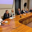 Od lewej: dyrektor sprzedaży e-commerce we Fly.pl Katarzyna Papis, moderator Tomasz Rosset, wicedyre