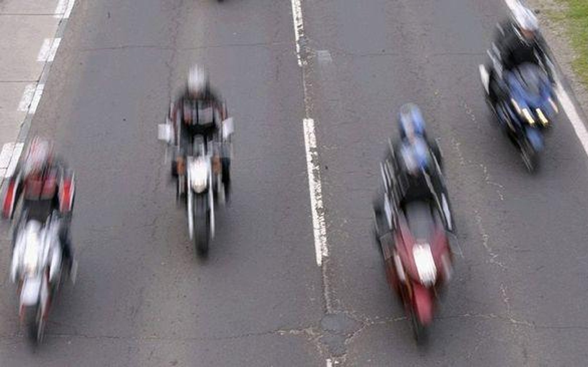 Motocyklowa nonszalancja na drogach