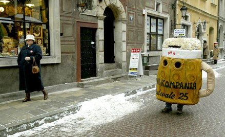 Restaurator nie może sprzedawać alkoholu od producenta, który nie miał zezwolenia na sprzedaż napojó