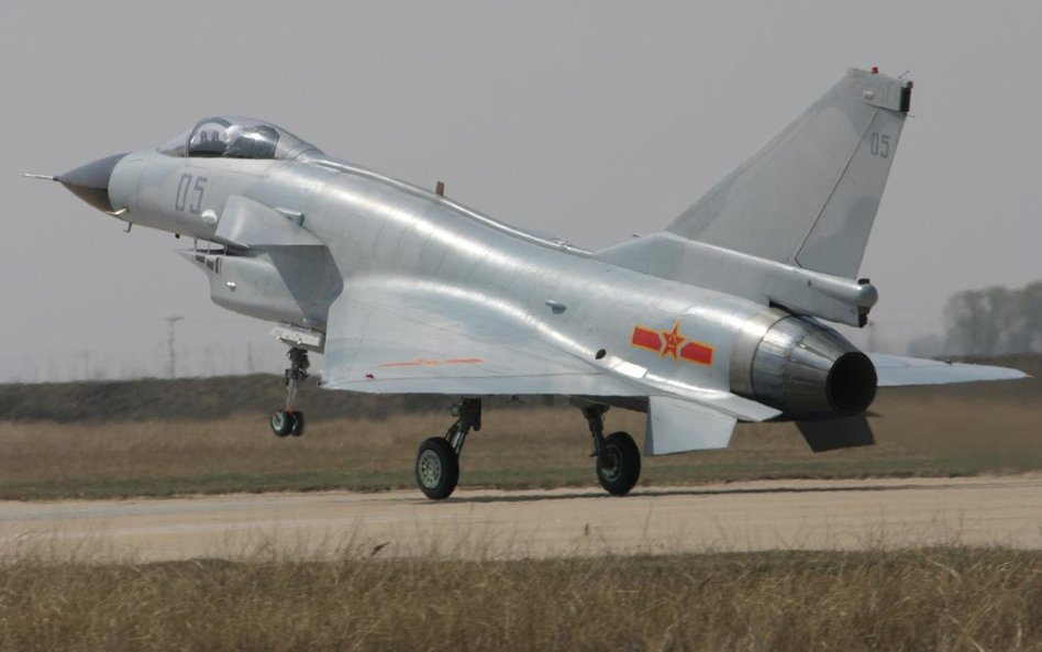 Myśliwiec J-10