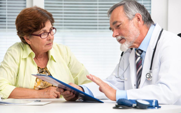 Seniorzy nie mają dostępu do świadczeń geriatrycznych - wystąpienie Rzecznika Praw Pacjenta