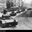 Kolumna niemieckich czołgów wjeżdża do Pragi, 16 marca 1939 r.