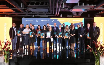 Laureaci i członkowie kapituły konkursu Orzeł Innowacji.