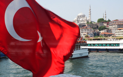 Turcja uwalnia podróżnych od certyfikatów covidowych i testów na koronawirusa