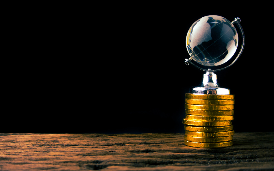 Globalny podatek minimalny – czy podatnikom uda się bezpiecznie „zacumować”