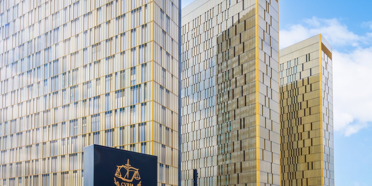 Błąd tłumacza wyroków UE kosztuje polskich podatników setki milionów złotych