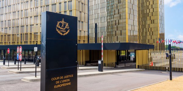 TSUE o VAT od cudzych zobowiązań: sprzedawca czasem może płacić za nabywcę