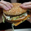 Zdrowy hamburger z pigułką