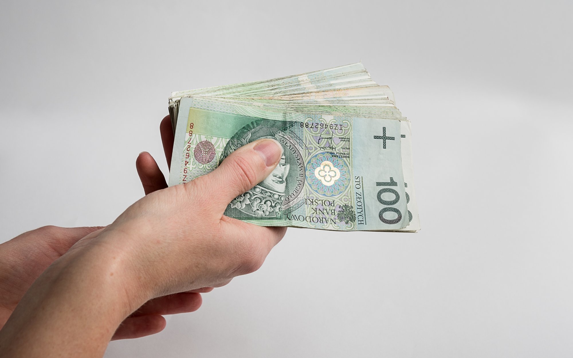 Depozyty bieżące gwałtownie rosną. Klienci tracą, banki zyskują