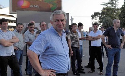 Raul Chadżimba wygrał pod koniec sierpnia wybory prezydenckie w separatystycznej republice. To najba