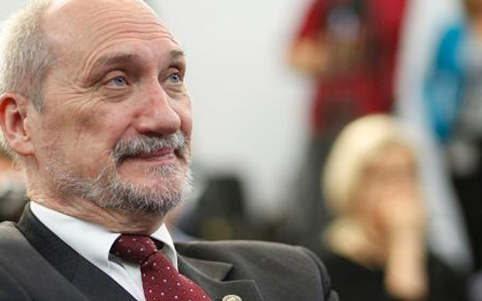 Kamiński: Skrót myślowy Antoniego Macierewicza