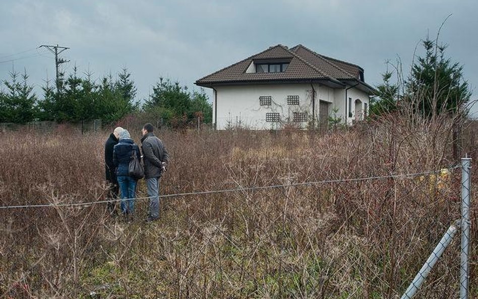 Udziałowcami w prawie użytkowania wieczystego stają się często spadkobiercy użytkownika. Każdy z nic