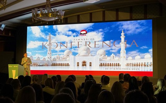Konferencję inaugurował w Abu Zabi wiceprezes Itaki Piotr Henicz
