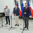 Współprzewodniczący Nowej Lewicy Włodzimierz Czarzasty, przewodniczący Polski 2050 Szymon Hołownia i