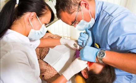 Co jest niezdrowe dla naszych zębów