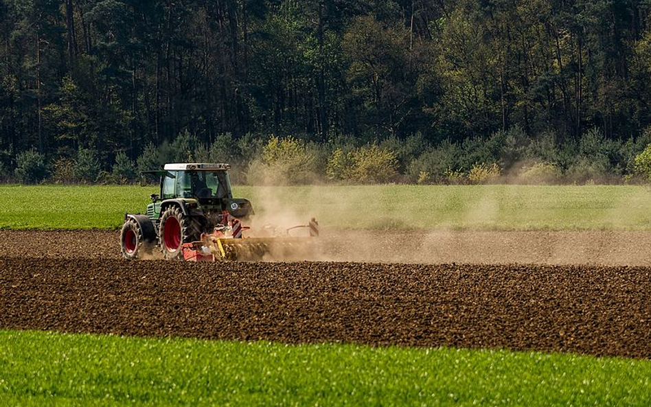 Rosja: Bankructwo największego producenta traktorów i… broni