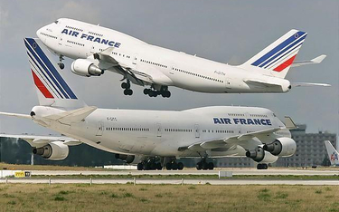 Air France-KLM straciła na zamachach w Paryżu