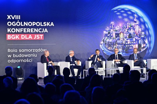 Dyskusja pt. Odporność państwowa, podczas której rozmawiano o roli samorządów w systemach bezpieczeń