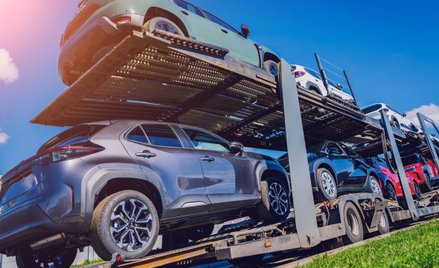 Sprzedaż samochodów używanych musi być nie tylko wygodna, ale przede wszystkim bezpieczna. Do tego t