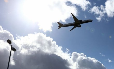 Organ ICAO zaleci testy zamiast kwarantanny