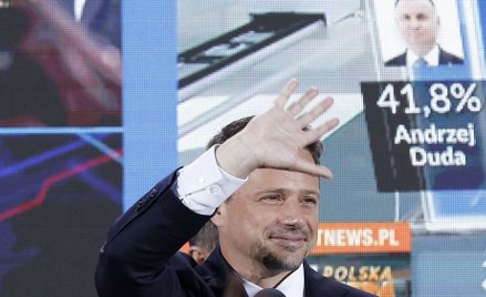 Nie ma takiego absurdalnego zarzutu, którego by nie chwycili się sztabowcy, by postawić go rywalowi 