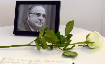 Dziś pożegnanie Helmuta Kohla