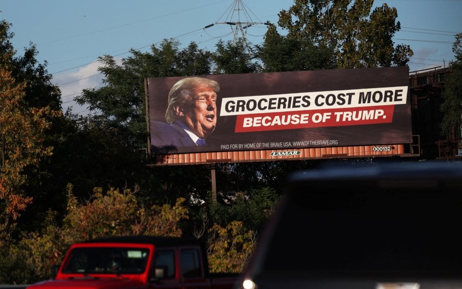 Plakat wyborczy w Ohio uderzający w Trumpa