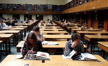 Uczelnie muszą uważać na stosowane przez siebie wzorce umów