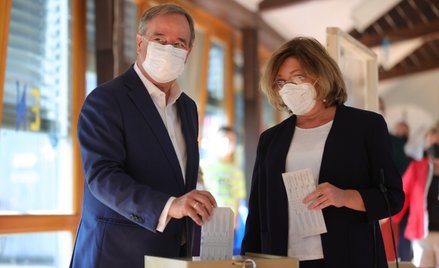 Armin Laschet głosował w towarzystwie swej żony Susanne