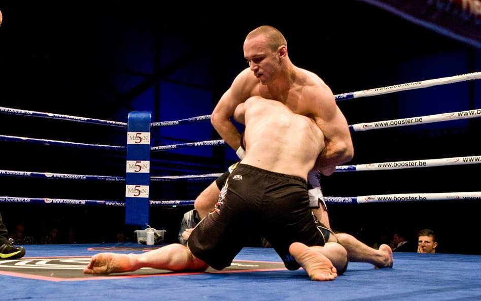Kolejny Polak będzie walczył w UFC