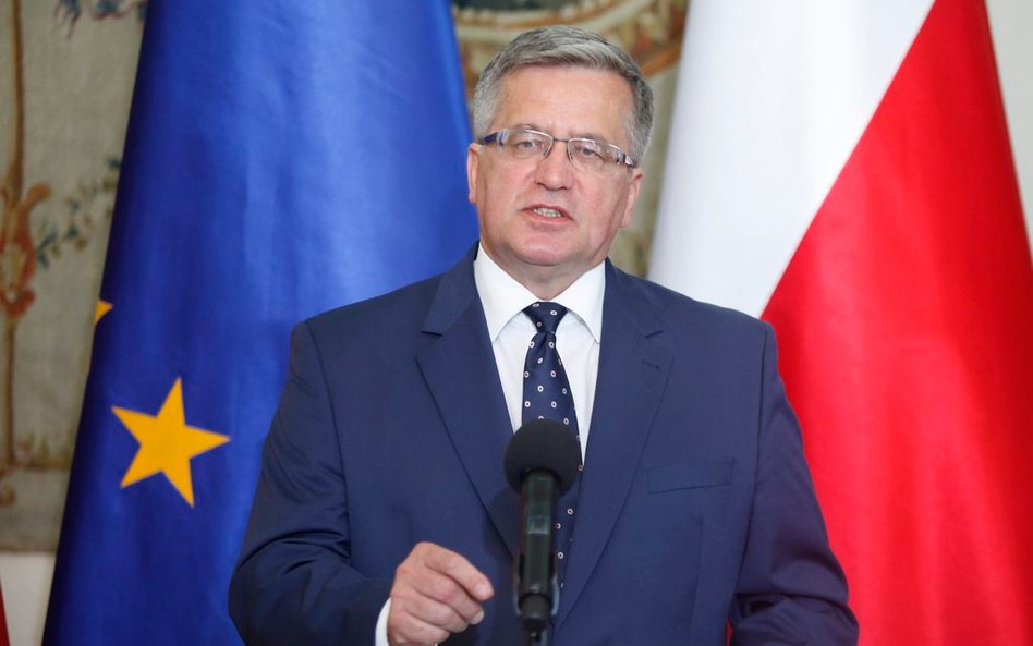 Bronisław Komorowski do Lecha Wałęsy: Nie jest pan sam