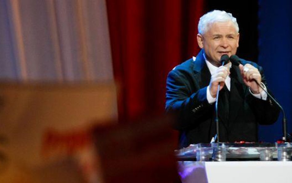 Premier znów przykryje prezesa PIS?