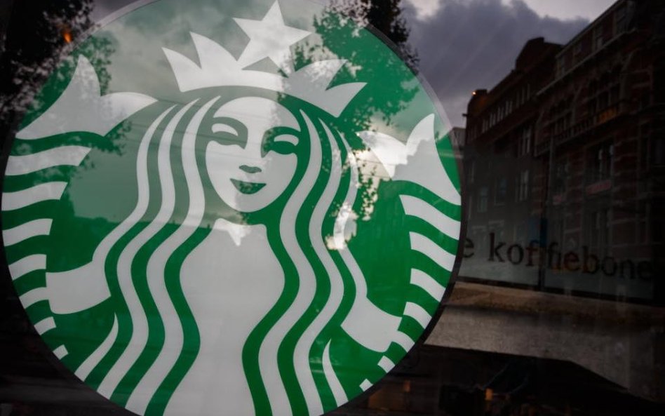 Starbucks zbiera popisy pod petycją w sprawie długu