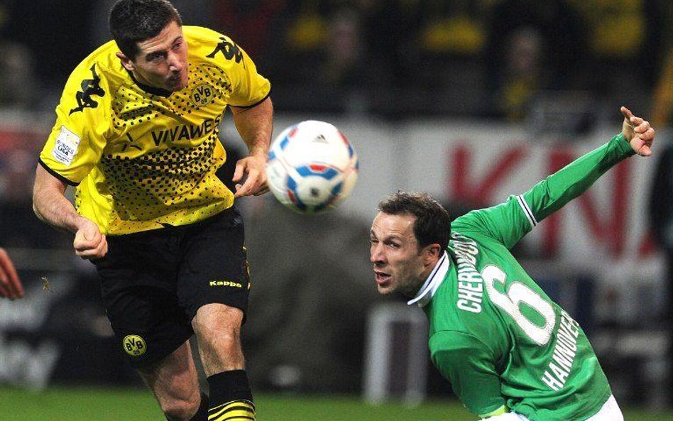Robert Lewandowski (z lewej)