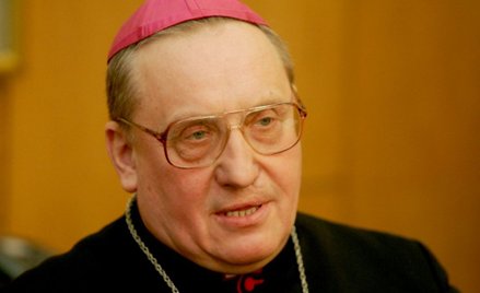 Białoruś: Zwierzchnik Kościoła utknął na granicy